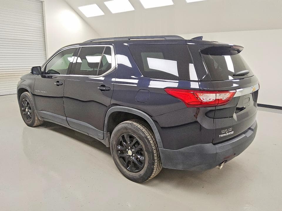 2020 CHEVROLET TRAVERSE LT 2