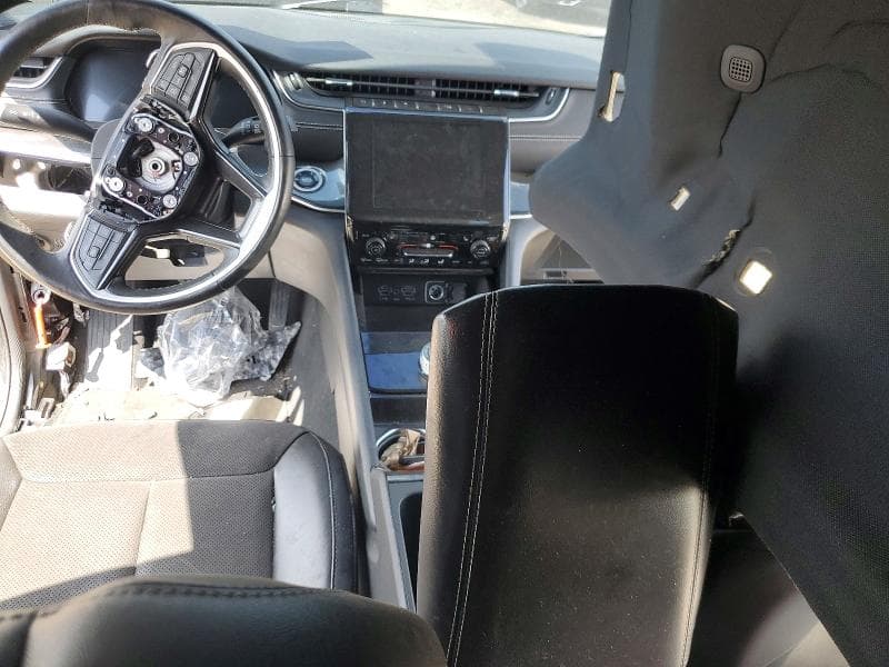 2022 JEEP GRAND CHEROKEE LAREDO 8