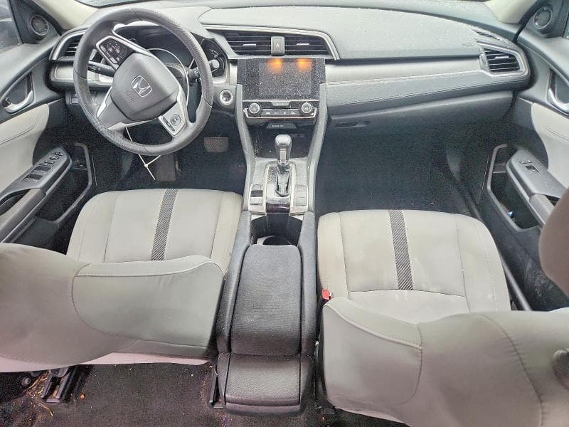 2018 HONDA CIVIC EX 8
