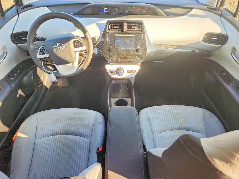2018 TOYOTA PRIUS ONE 8