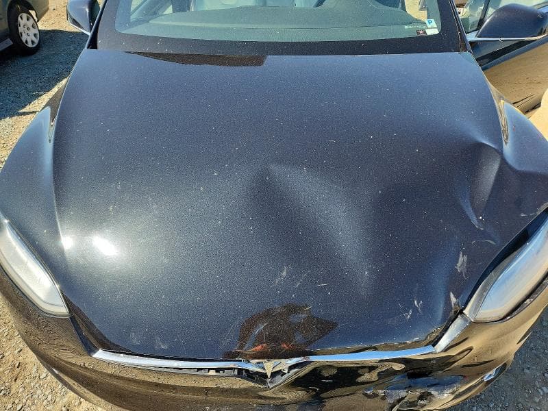 2017 TESLA MODEL X 12