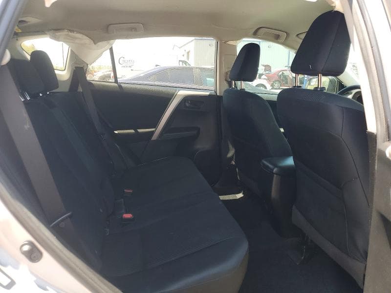 2018 TOYOTA RAV4 LE 11