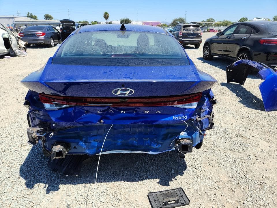 2023 HYUNDAI ELANTRA LIMITED 6