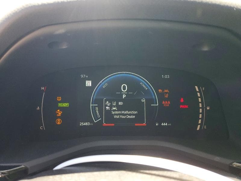2025 TOYOTA CAMRY SE 9