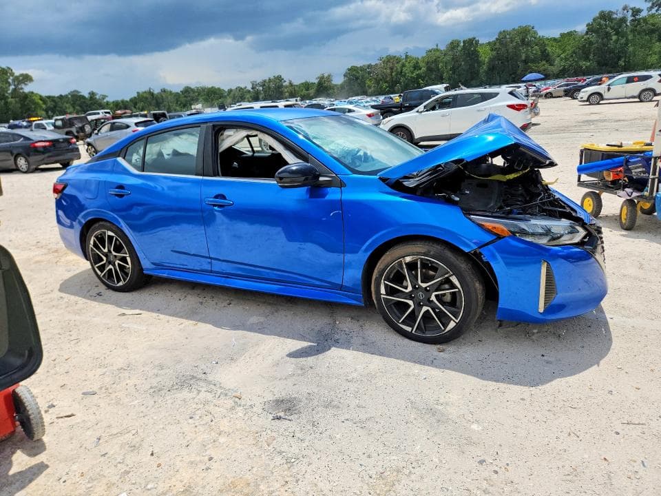 2024 NISSAN SENTRA SR 4