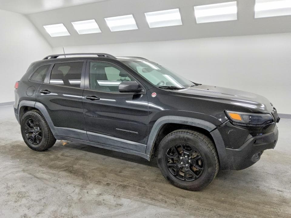 2019 JEEP CHEROKEE TRAILHAWK 4