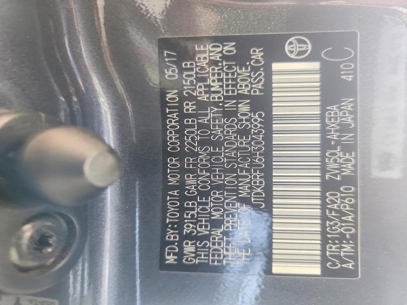 2017 TOYOTA PRIUS TWO 12
