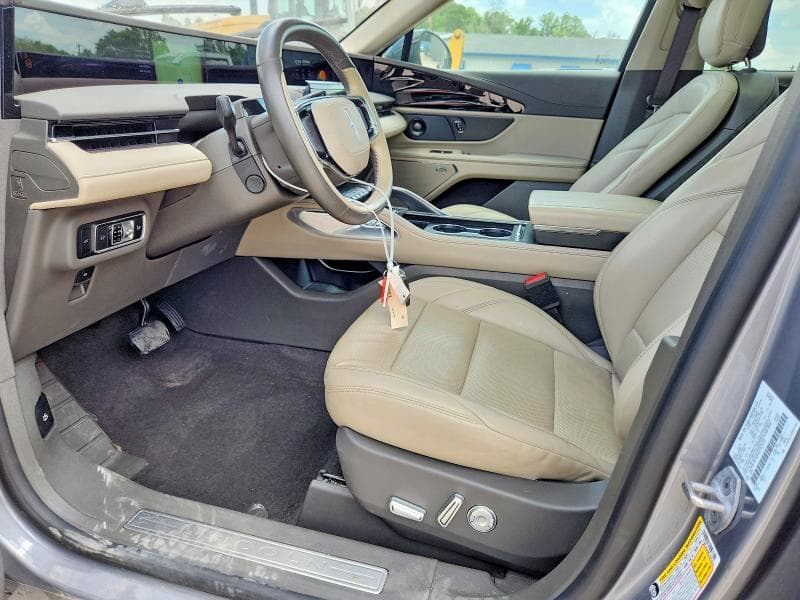 2024 LINCOLN NAUTILUS PREMIERE 7