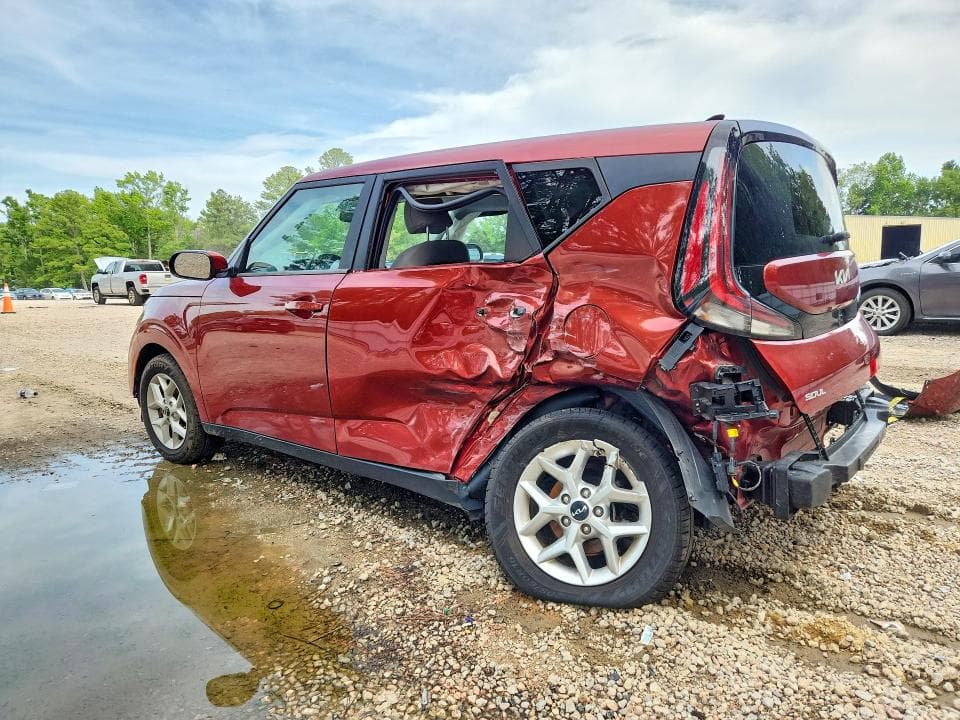 2023 KIA SOUL LX 2