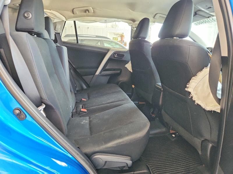 2017 TOYOTA RAV4 LE 11