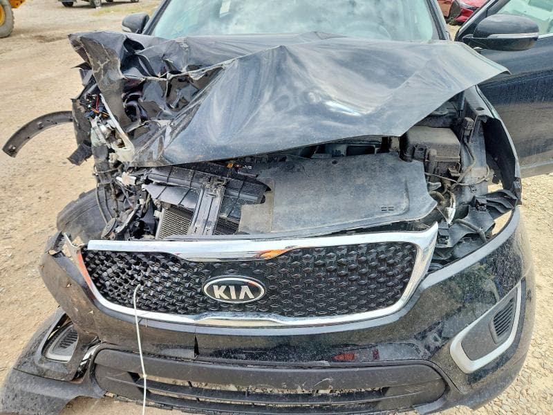 2018 KIA SORENTO LX V6 12