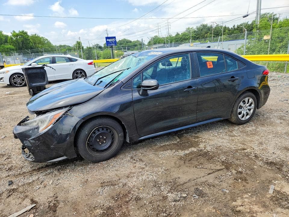 2021 TOYOTA COROLLA LE - 1