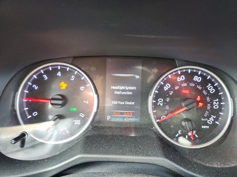 2020 TOYOTA RAV4 LE 9