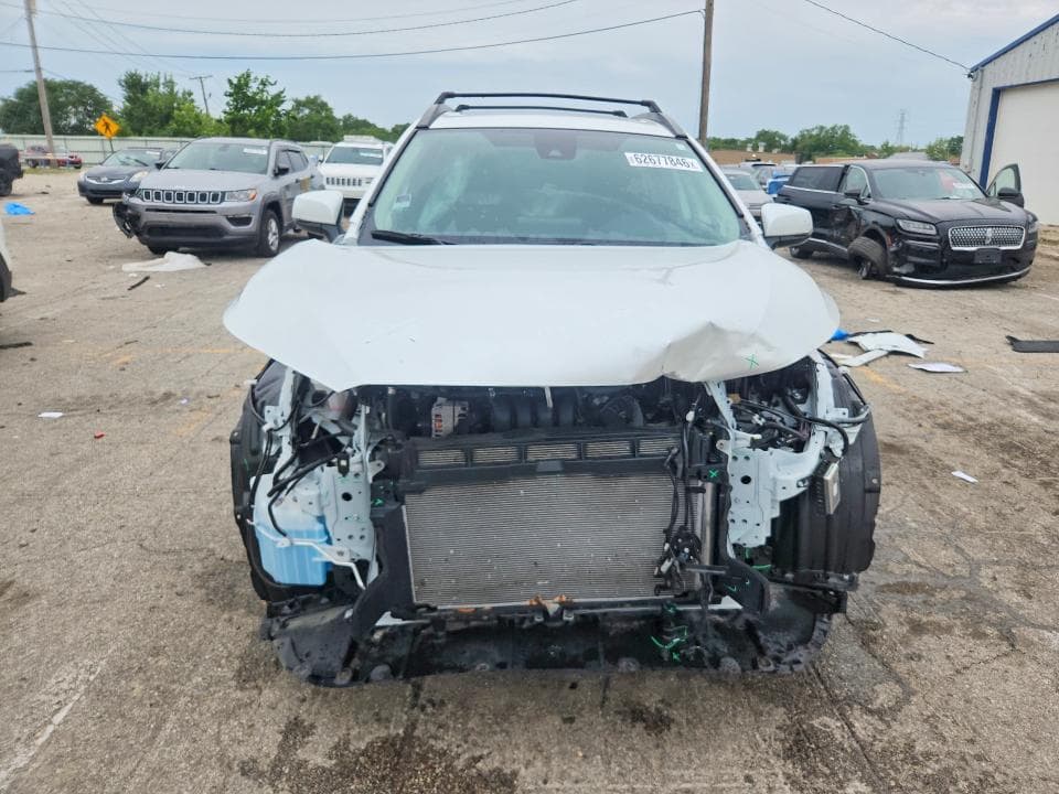 2022 TOYOTA COROLLA CROSS LE 5