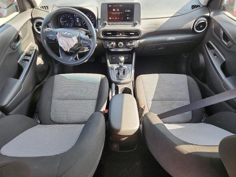 2023 HYUNDAI KONA SE 8