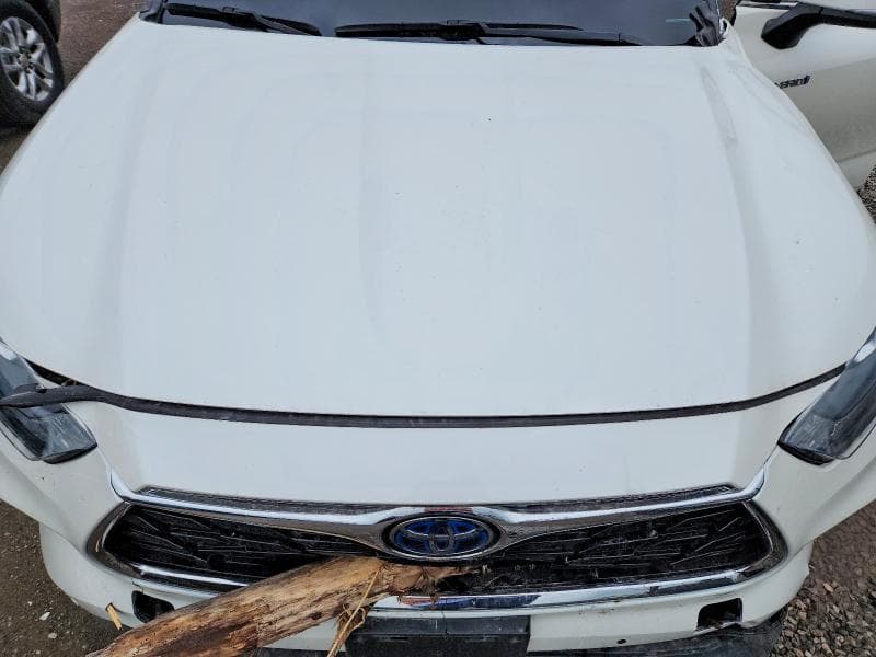 2020 TOYOTA HIGHLANDER HYBRID LIMITED 12