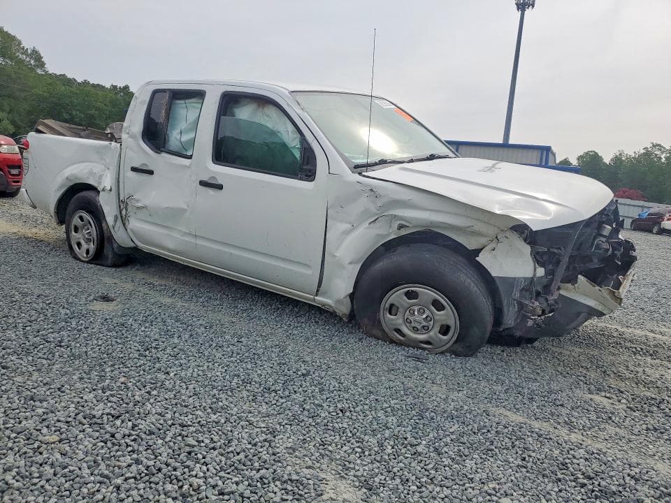 2018 NISSAN FRONTIER S 4