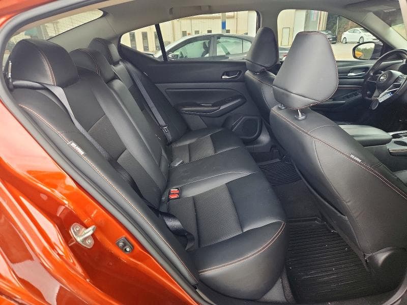 2021 NISSAN ALTIMA SR 10