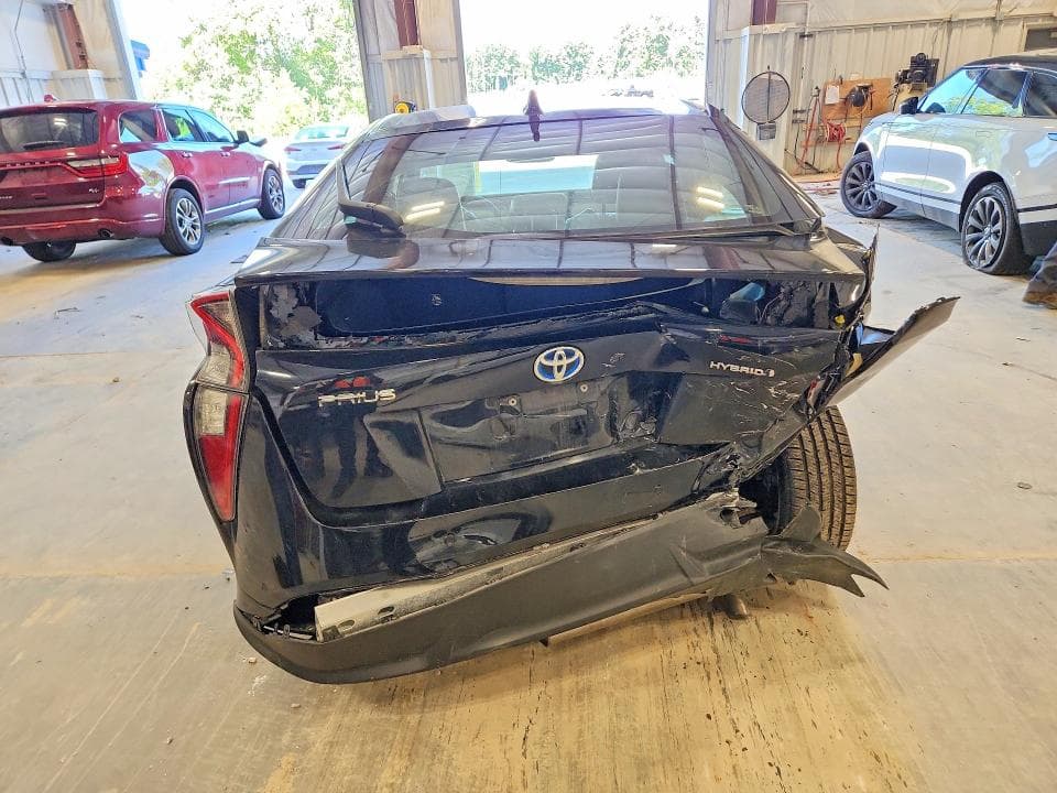 2018 TOYOTA PRIUS FOUR TOURING 6