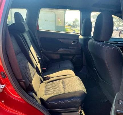 2018 MITSUBISHI OUTLANDER SE 10