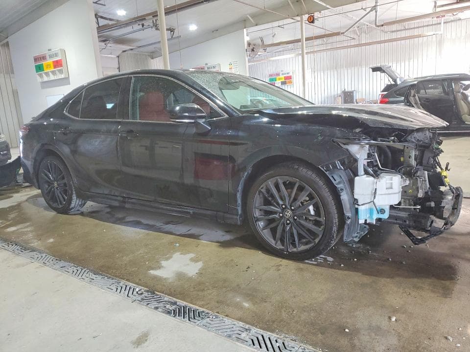 2023 TOYOTA CAMRY XSE 4