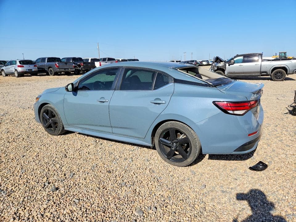 2024 NISSAN SENTRA SR 2