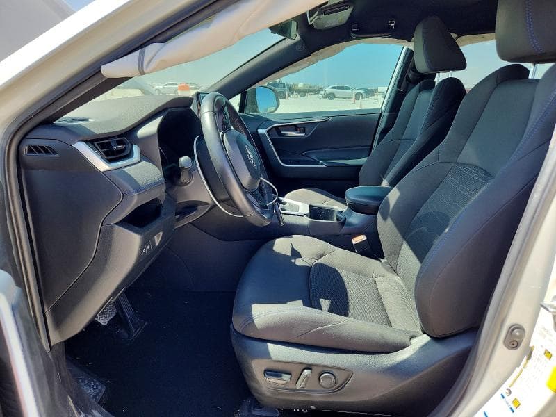 2022 TOYOTA RAV4 SE 7