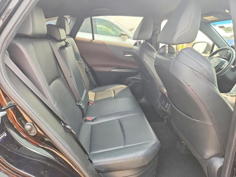 2021 TOYOTA VENZA XLE 10