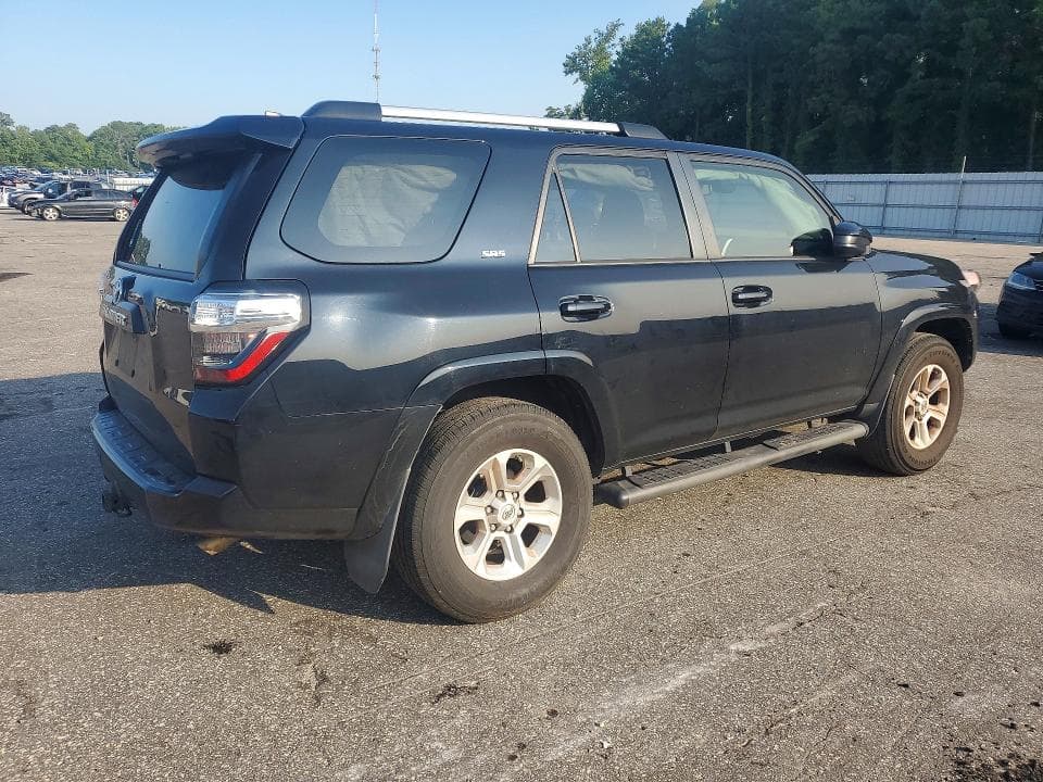 2021 TOYOTA 4RUNNER SR5 3