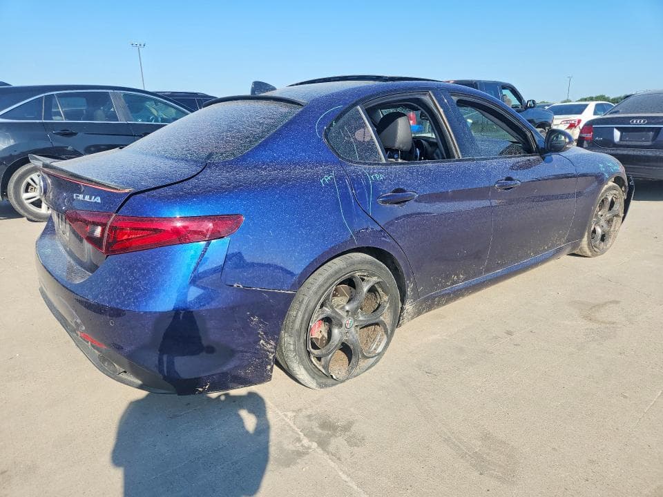 2017 ALFA ROMEO GIULIA TI 3