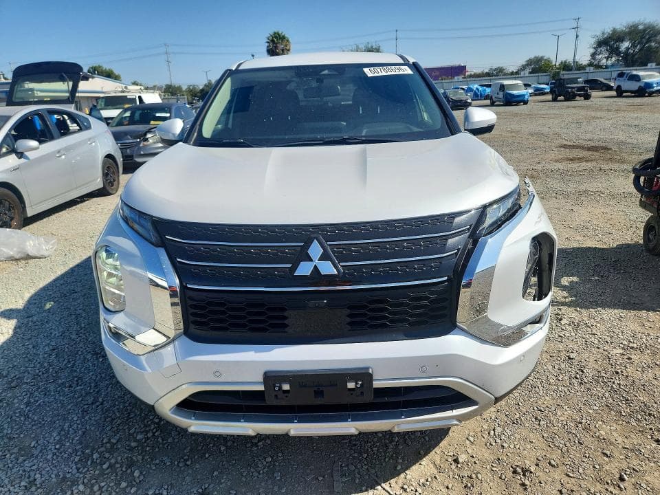 2024 MITSUBISHI OUTLANDER SE 5