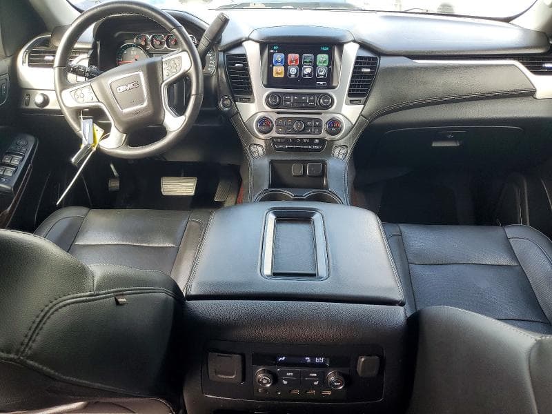 2020 GMC YUKON SLT 8