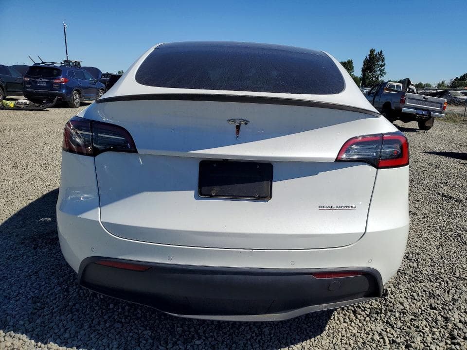 2022 TESLA MODEL Y 6