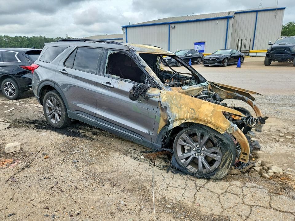 2024 FORD EXPLORER XLT 4
