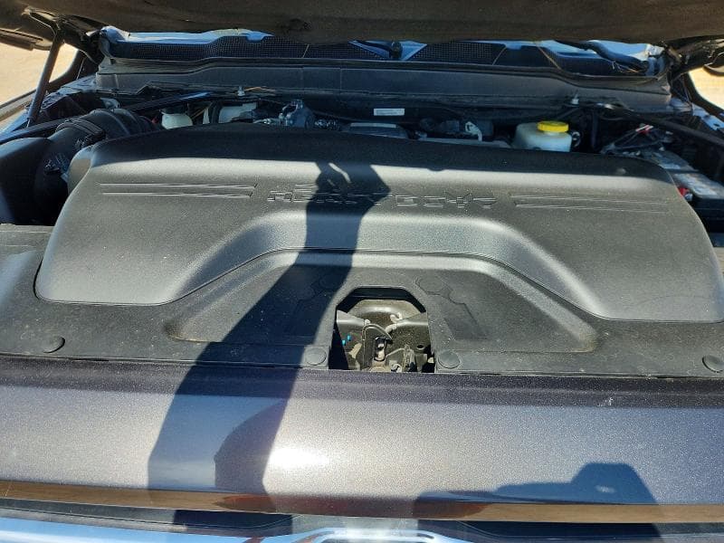 2019 RAM 3500 LARAMIE 11