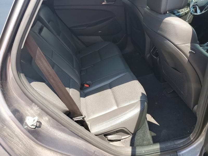 2018 HYUNDAI TUCSON LIMITED 11