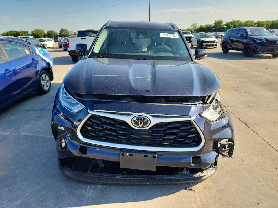 2020 TOYOTA HIGHLANDER XLE 5