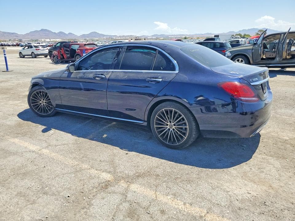 2020 MERCEDES-BENZ C 300 2
