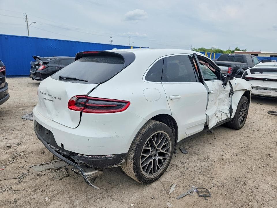2018 PORSCHE MACAN S 3