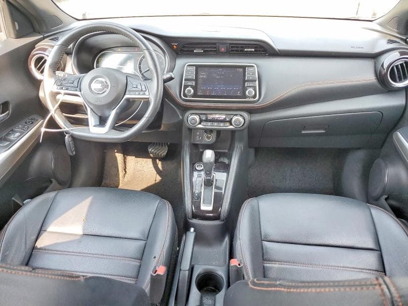 2019 NISSAN KICKS SR 8