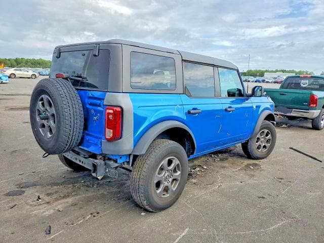 2023 FORD BRONCO BASE 3