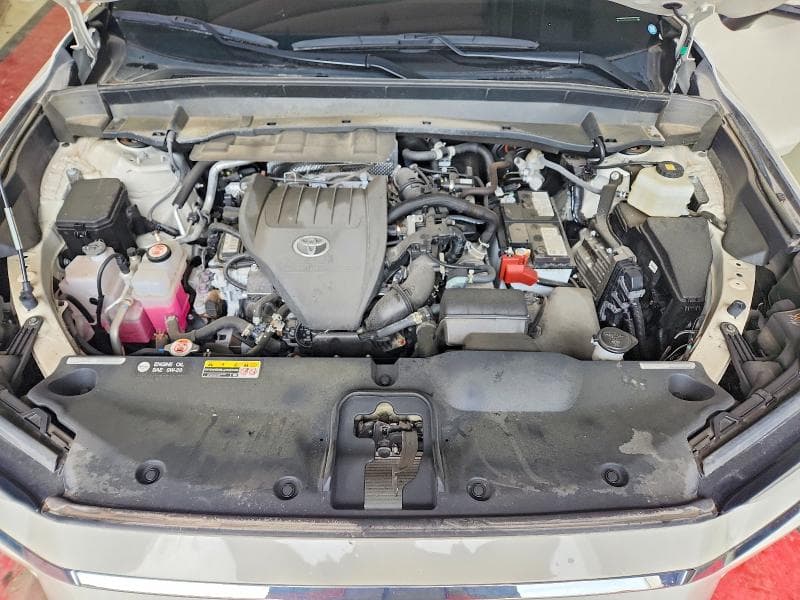 2024 TOYOTA GRAND HIGHLANDER XLE 12