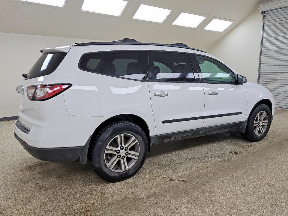 2017 CHEVROLET TRAVERSE LS 3