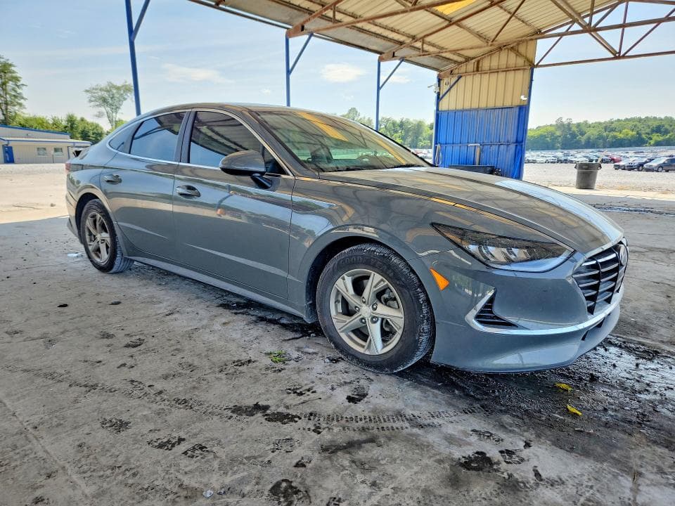 2021 HYUNDAI SONATA SE 4