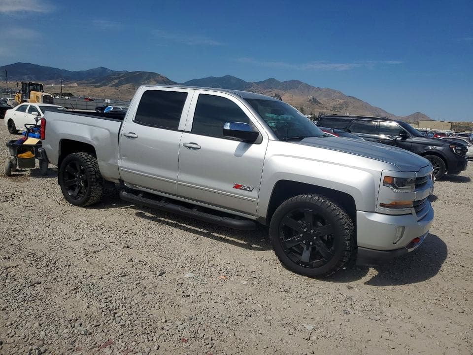 2017 CHEVROLET SILVERADO K1500 LT 4
