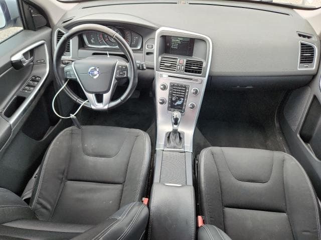 2017 VOLVO XC60 T5 8