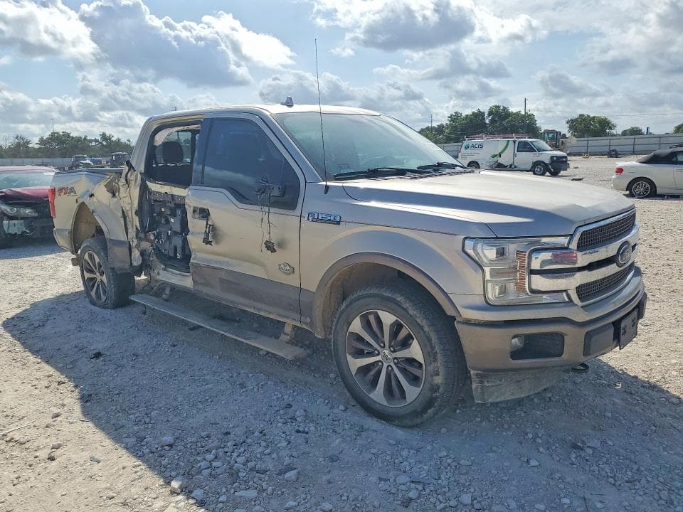 2018 FORD F150 SUPERCREW 4