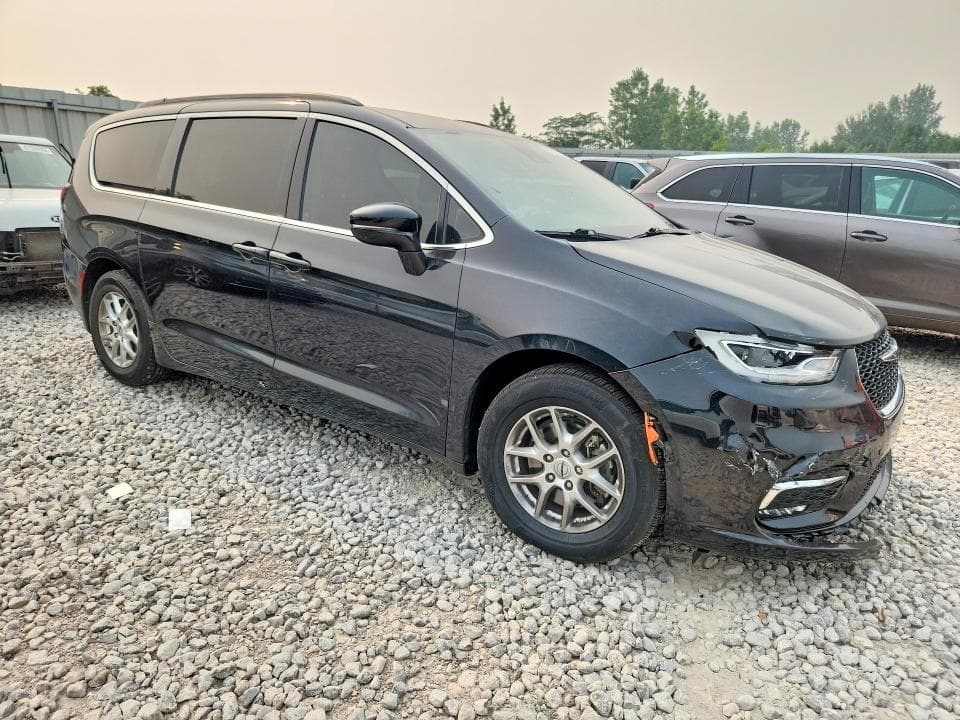 2022 CHRYSLER PACIFICA TOURING L 4