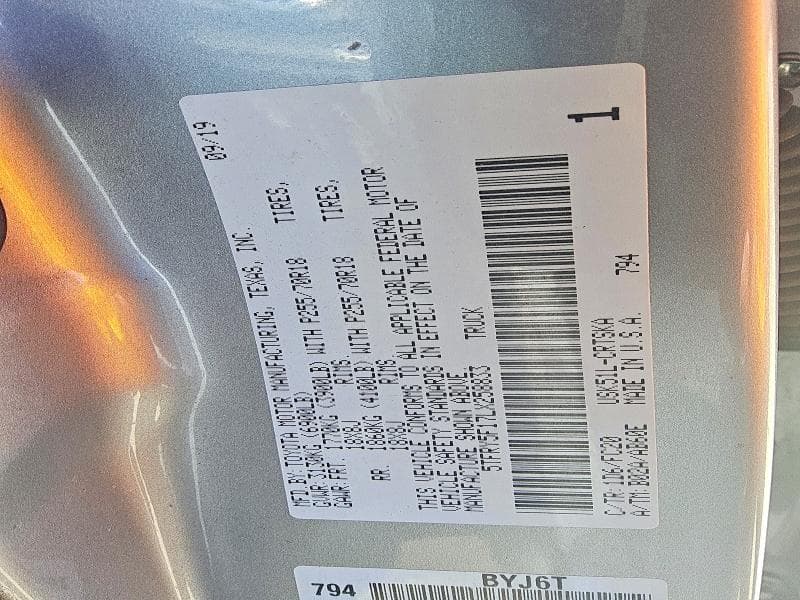 2020 TOYOTA TUNDRA SR5 12
