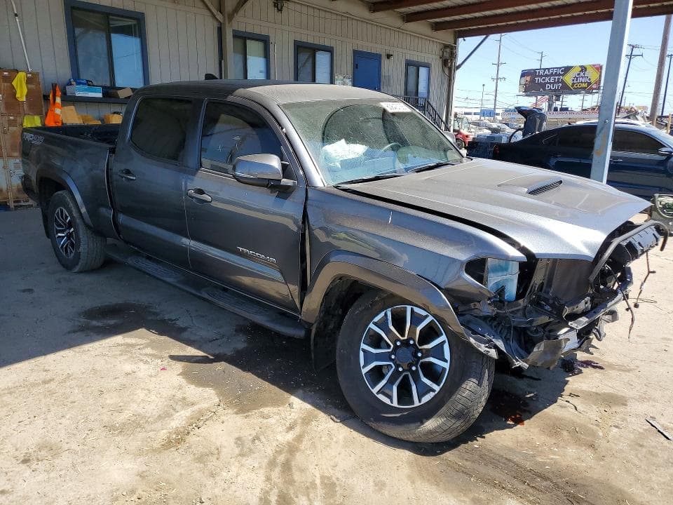 2023 TOYOTA TACOMA TRD SPORT 4